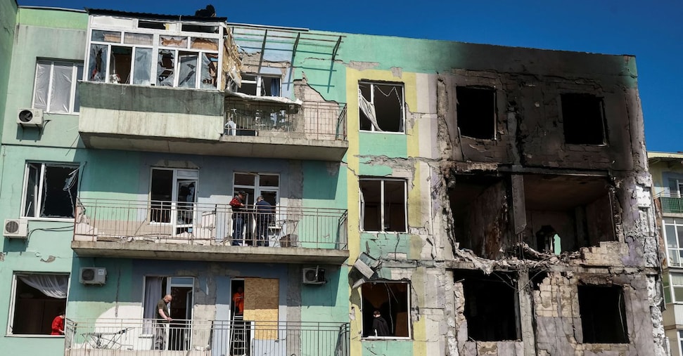 Ucraina, attacchi russi su Odessa: almeno cinque feriti