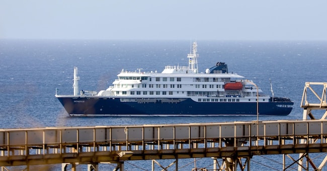 L’ MV Hondius  EPA/ELTON MONTEIRO EPA