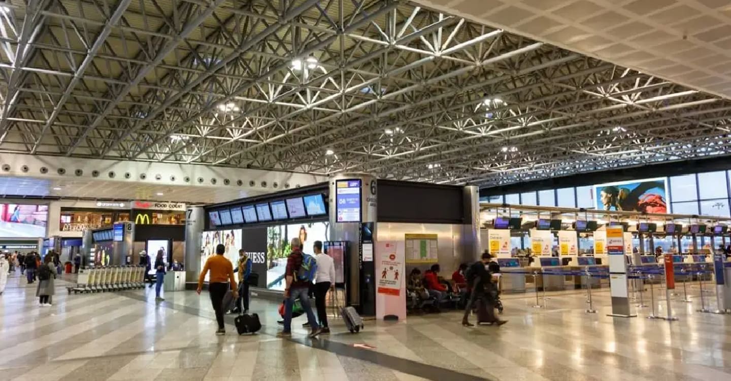 Copertina: Piano aeroporti, previsti 305 milioni di passeggeri entro il 2035