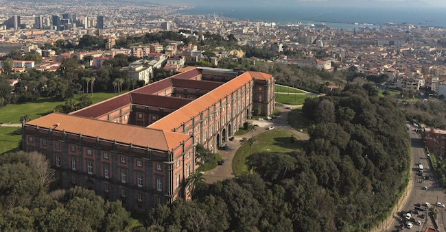 La Reggia di Capodimonte su cui sono stati installati pannelli fotovoltaici invisibili