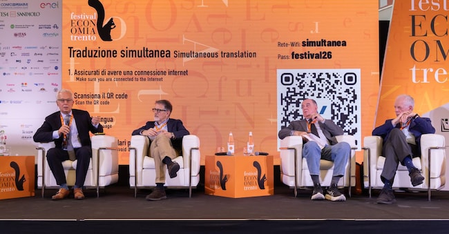 Come sta cambiando il capitalismo americano
Nella foto: Richard Robb, Sandro Trento,  Moreno Bertoldi, Marcello Messori.