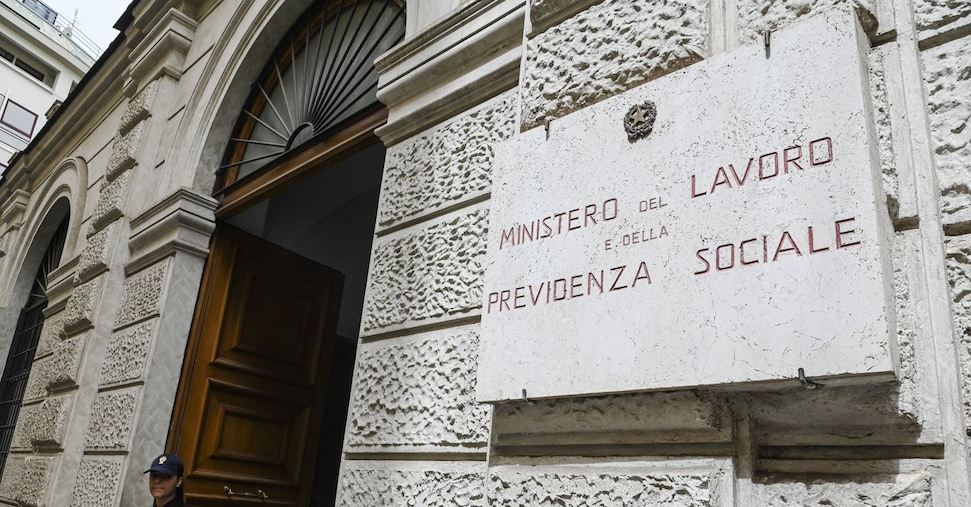 previdenza complementare ecco come funziona il nuovo portale