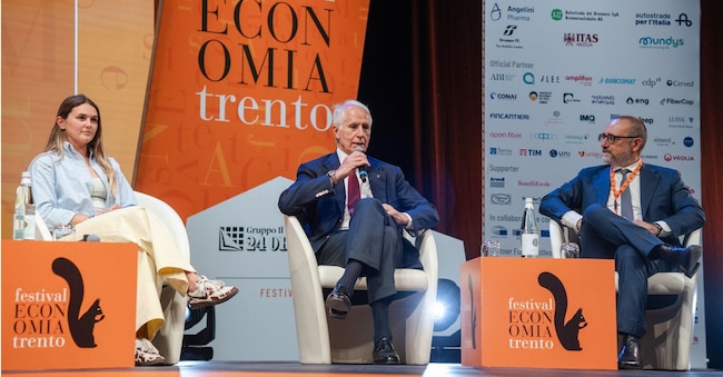 Dalle medaglie olimpiche all’economia della vita Nella foto: Laura Pirovano; Giovanni Malagò; Marco Bellinazzo
