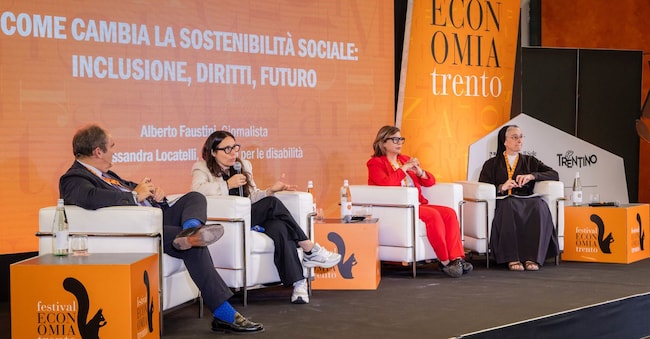 Come cambia la sostenibilità sociale: inclusione, diritti, futuro

Nella foto: Alberto Faustini; Alessandra Locatelli; Francesca Di Maolo; Veronica Donatello