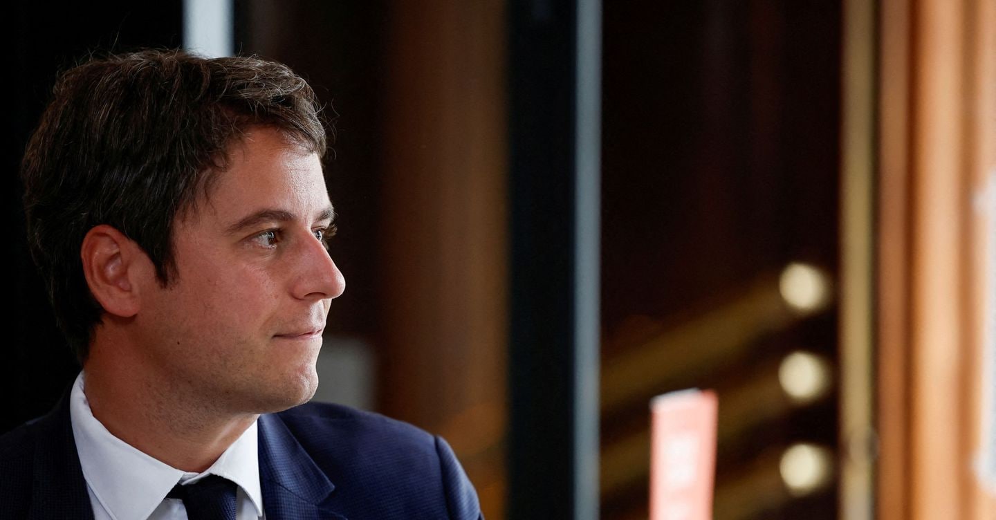 Francia, l’ex premier Attal annuncia: «Mi candido alle presidenziali 2027»