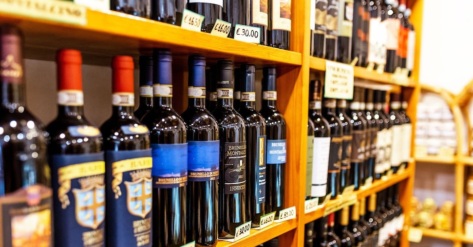 L’etichetta di una bottiglia può dire tanto di un vino, ma bisogna saperla leggere: ecco come