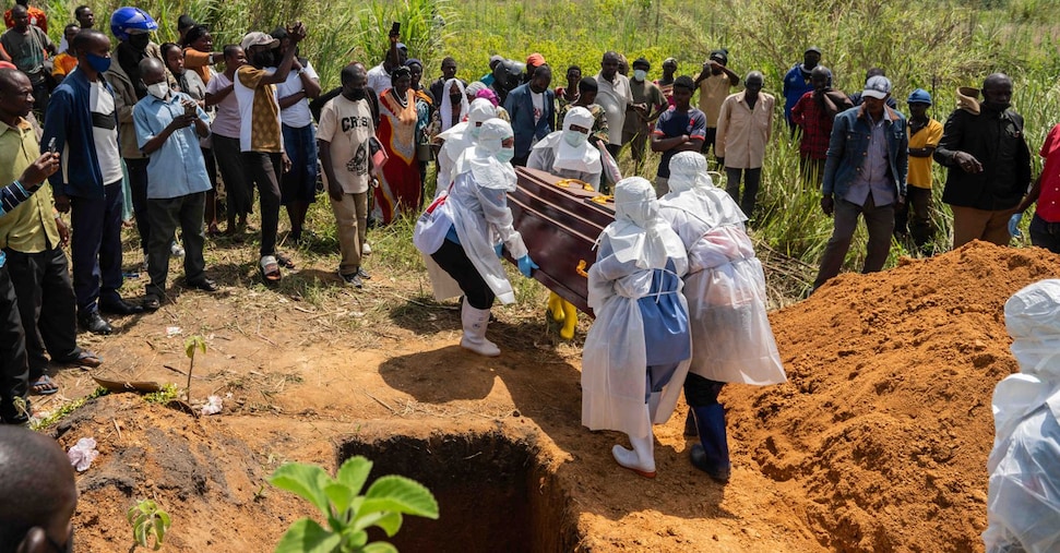Ebola in Congo: oltre 200 morti e attacchi ai centri di cura complicano la gestione dell’epidemia