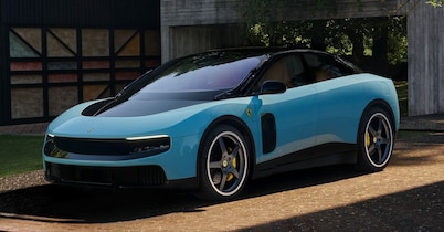 Ferrari Luce, debutta la “rossa” più sconvolgente della storia: elettrica,  berlina a cinque posti e stile shock - Il Sole 24 ORE