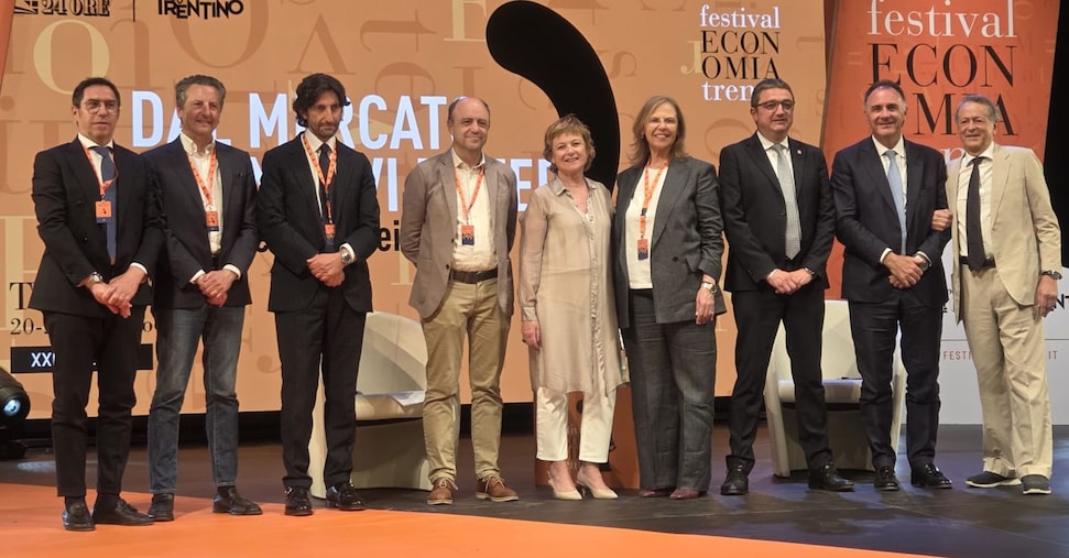 Festival dell’Economia di Trento 2026: 45mila presenze e 350 eventi, giovani protagonisti Festival dell’Economia di Trento 2026: 45mila presenze e 350 eventi, giovani protagonisti