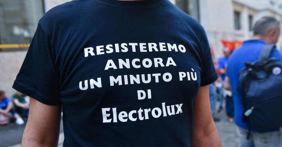 Electrolux, per Urso piano irricevibile. Braccio di ferro sindacati e azienda
