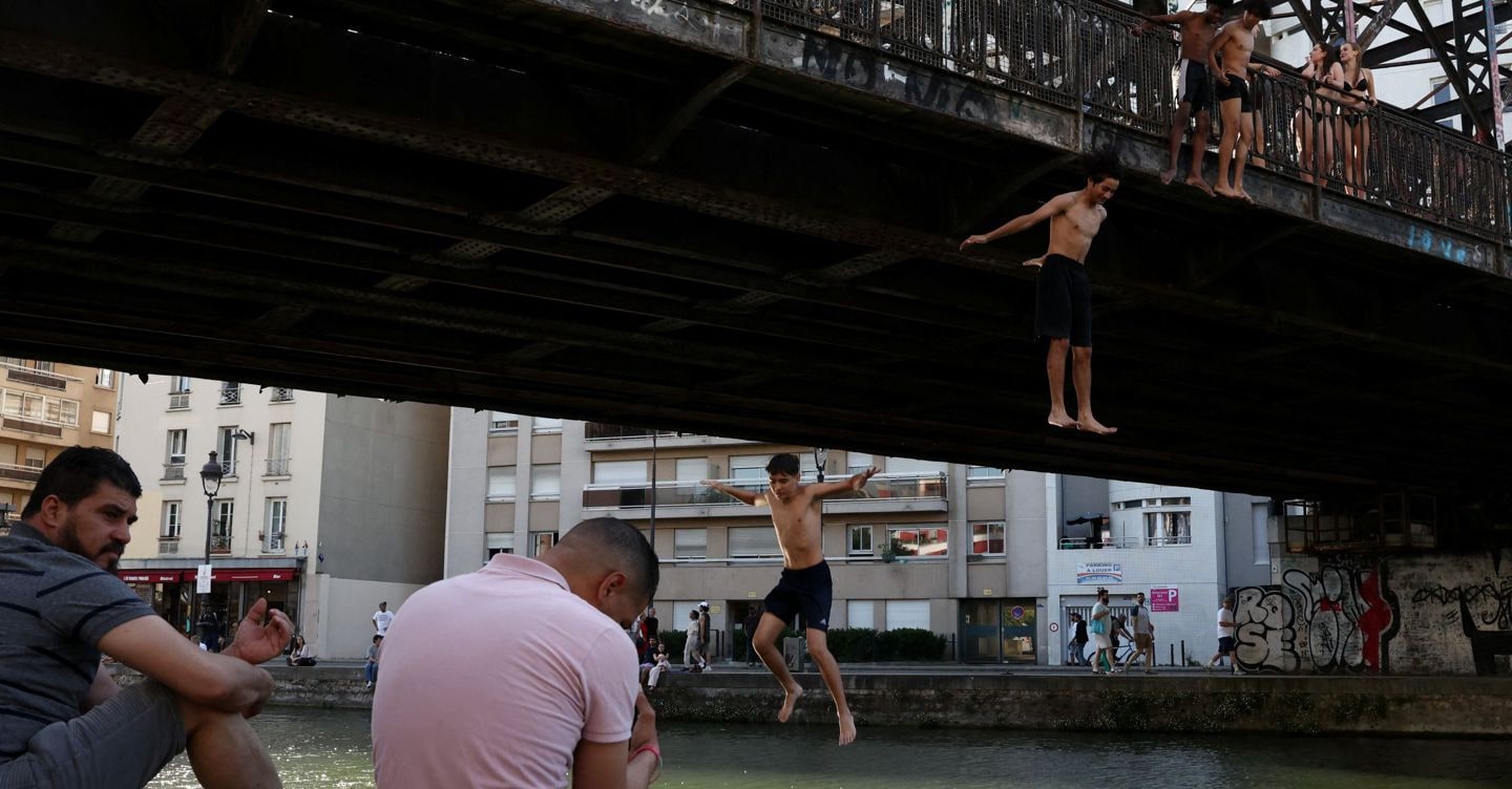 Ondata di caldo in Francia: sette morti confermate, tra cui cinque annegamenti e decessi durante eventi sportivi