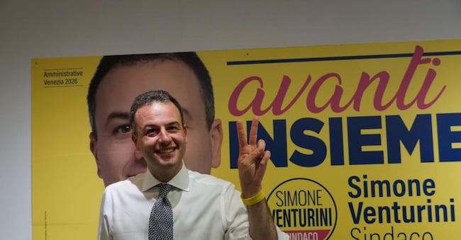 Simone Venturini (centrodestra) vince al primo turno e viene eletto sindaco di Venezia, 25 maggio 2026. ANSA/Andrea Merola ANSA