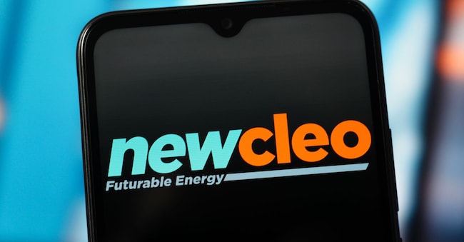 Il logo di Newcleo sullo schermo di uno smartphone. (Thomas Fuller / SOPA Images via Reuters)
