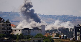 Smoke billows from southern Lebanon following Israeli strikes, as seen from Nabatieh, Lebanon May 28, 2026. REUTERS/Stringer REUTERS