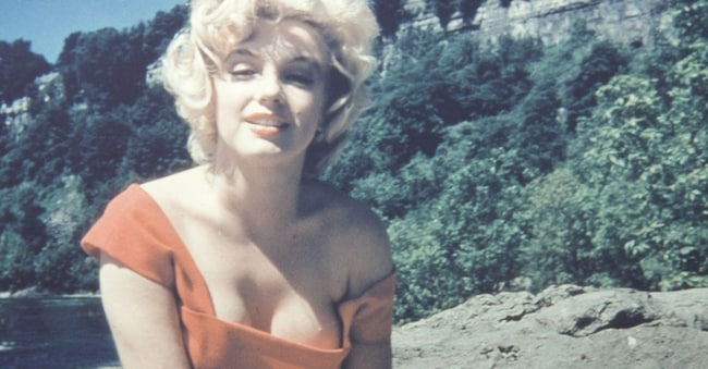 Una foto fornita da Julien's Auctions a Beverly Hills, California, USA, il 29 marzo 2012, mostra una diapositiva a colori originale dell'attrice statunitense Marilyn Monroe, scattata dal suo truccatore, Allan "Whitey" Snyder, sul set di "Niagara" (1953).  EPA