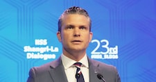 Il segretario alla Difesa degli Stati Uniti Pete Hegseth tiene il suo discorso durante lo Shangri-La Dialogue, il forum annuale asiatico sulla difesa e la sicurezza, a Singapore, sabato 30 maggio 2026. (Foto AP/Achmad Ibrahim) AP Photo/Achmad Ibrahim