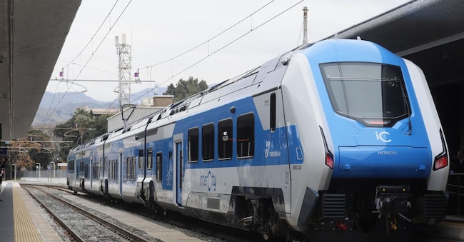 Esterno del treno Intercity di Trenitalia, 23 ottobre 2024 ANSA