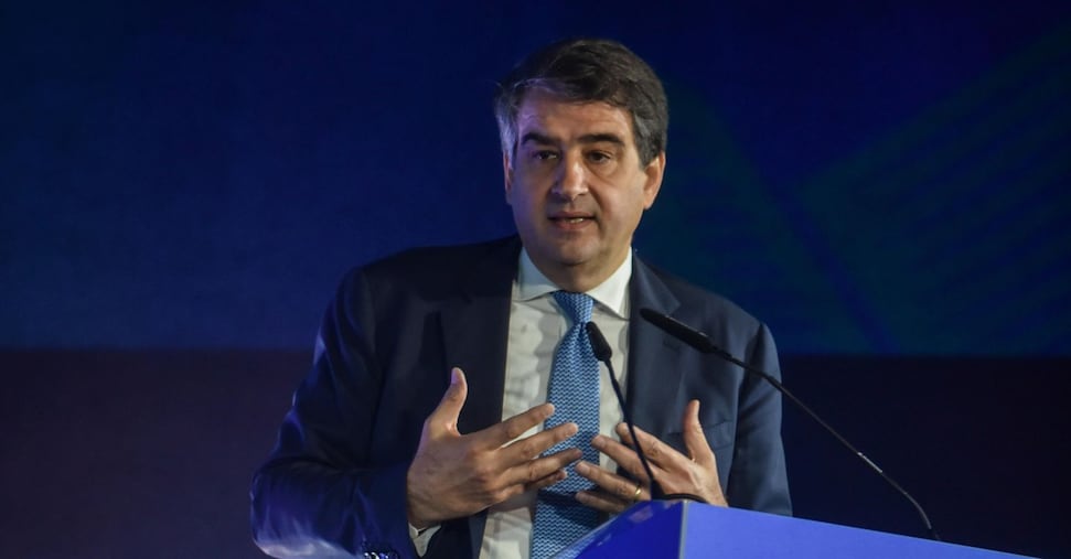 Fitto: «Uso fondi coesione volontario, solo in Italia c’è una polemica inutile» Fitto: «Uso fondi coesione volontario, solo in Italia c’è una polemica inutile»