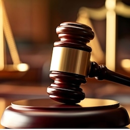 Law and authority lawyer concept, judgment gavel hammer in court courtroom for crime judgement legislation and judicial decision, judge having justice of punishment guilt - ai generated STUDIO.no.3 - stock.adobe.com