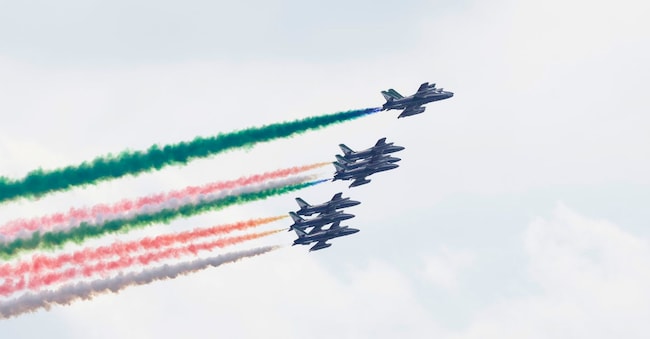 Festa della Repubblica Frecce Tricolore passano su Roma viste dal Pincio — Martedì 2 Giugno 2026 — (foto di Cecilia Fabiano/ LaPresse) Flag Arrows flying on Rome in occasione of the Republic feast —Rome— Italy — June 2, Tuesday 2026 - News - (photo by Cecilia Fabiano/LaPresse LAPRESSE
