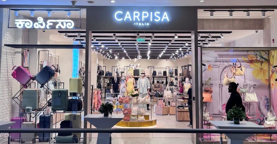 Carpisa sbarca in India: inaugurato il primo di cento negozi