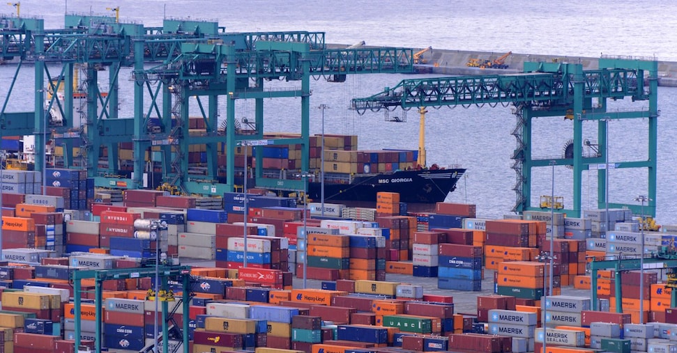 Effetto Hormuz sui porti italiani, i container calano del 4,6%