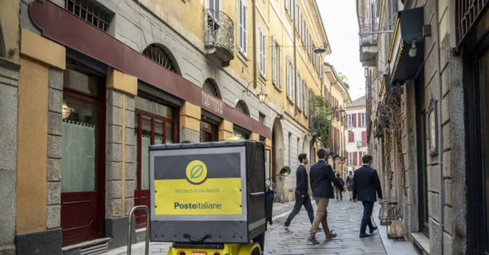 Poste, boom di pacchi a inizio anno: sfiorate 90 milioni di consegne