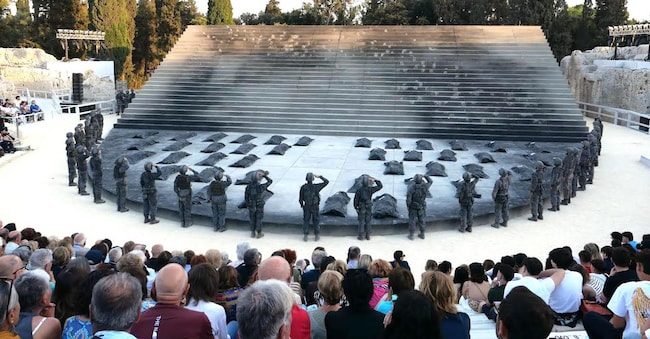 L’Antigone in scena al Teatro Greco di Siracusa