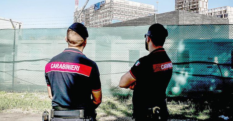 Consolato americano di Milano:primi risarcimenti agli operai Consolato americano di Milano:primi risarcimenti agli operai