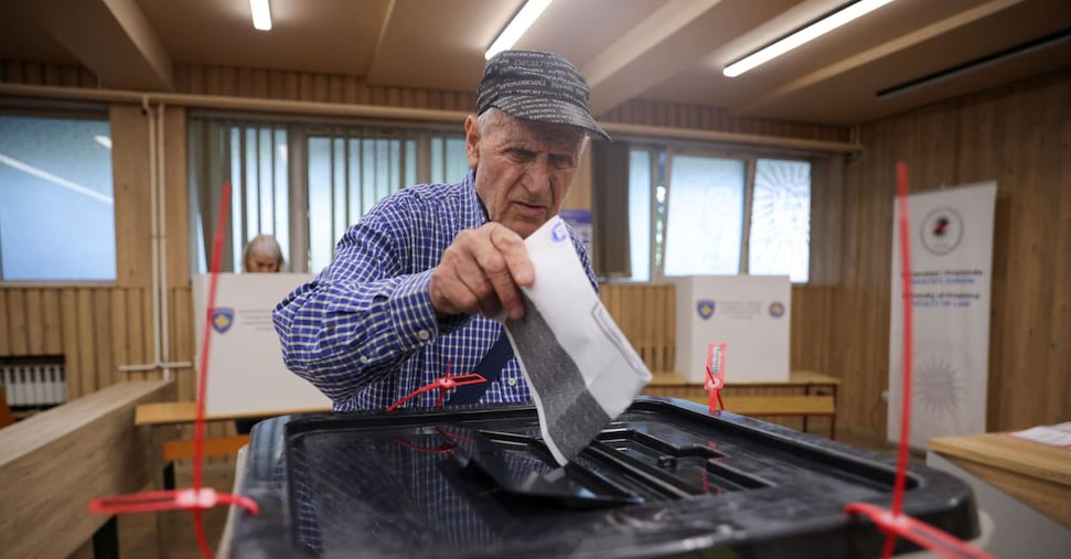Kosovo alle urne, è la terza volta in 18 mesi. Al voto anche l’Armenia