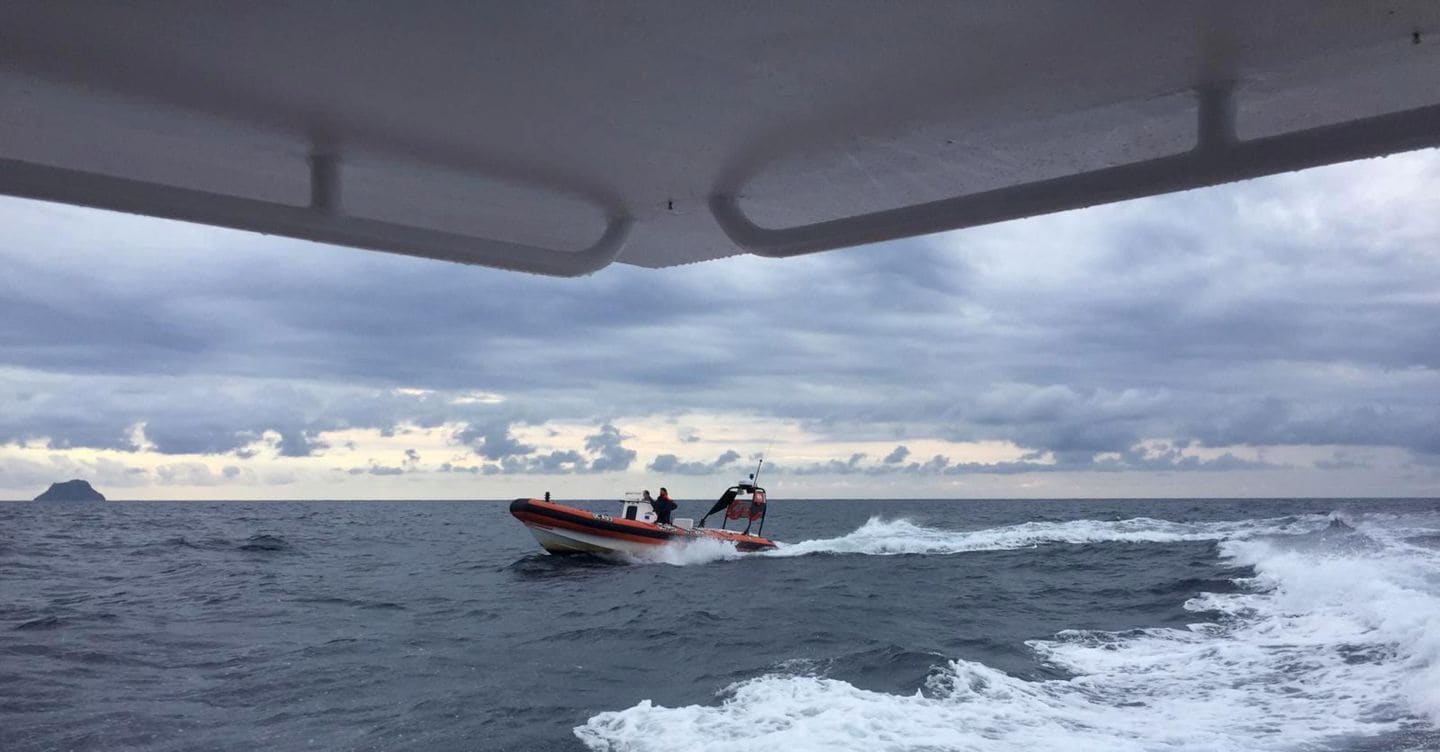 Migranti, si ribalta barcone al largo di Malta: recuperati 10 cadaveri