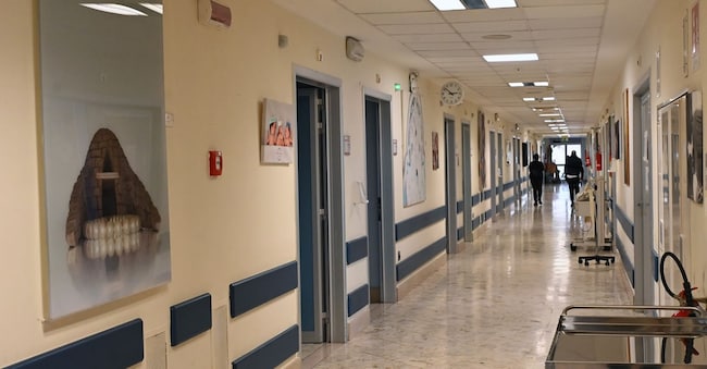 OSPEDALE DI VENERE  REPARTO   DI NEONATOLOGIA IMAGOECONOMICA