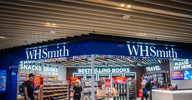 KTTDNB British retailer WH Smith Alamy Stock Photo