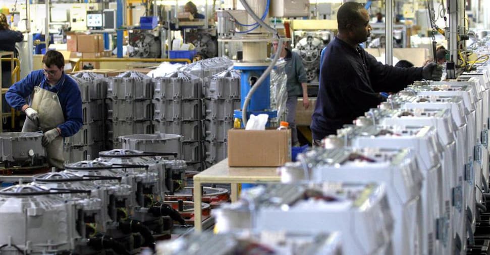 Industria: ad aprile produzione +0,5%, +1,3% su anno Industria: ad aprile produzione +0,5%, +1,3% su anno