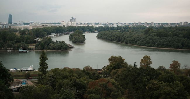 La capitale serba, Belgrado, attraversata dal fiume Danubio (AdobeStock)