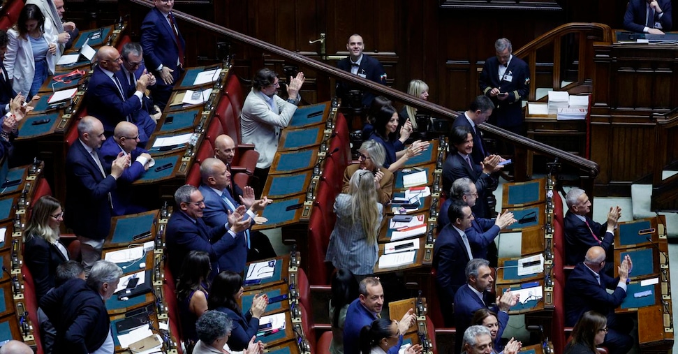 Via libera della Camera al decreto rimpatri volontari: è legge. Ecco cosa cambia