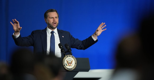 Il Vice Presidente Usa JD Vance dovrebbe essere presente domani 19 giugno in Svizzera (AP Photo/Matt Rourke)  APN