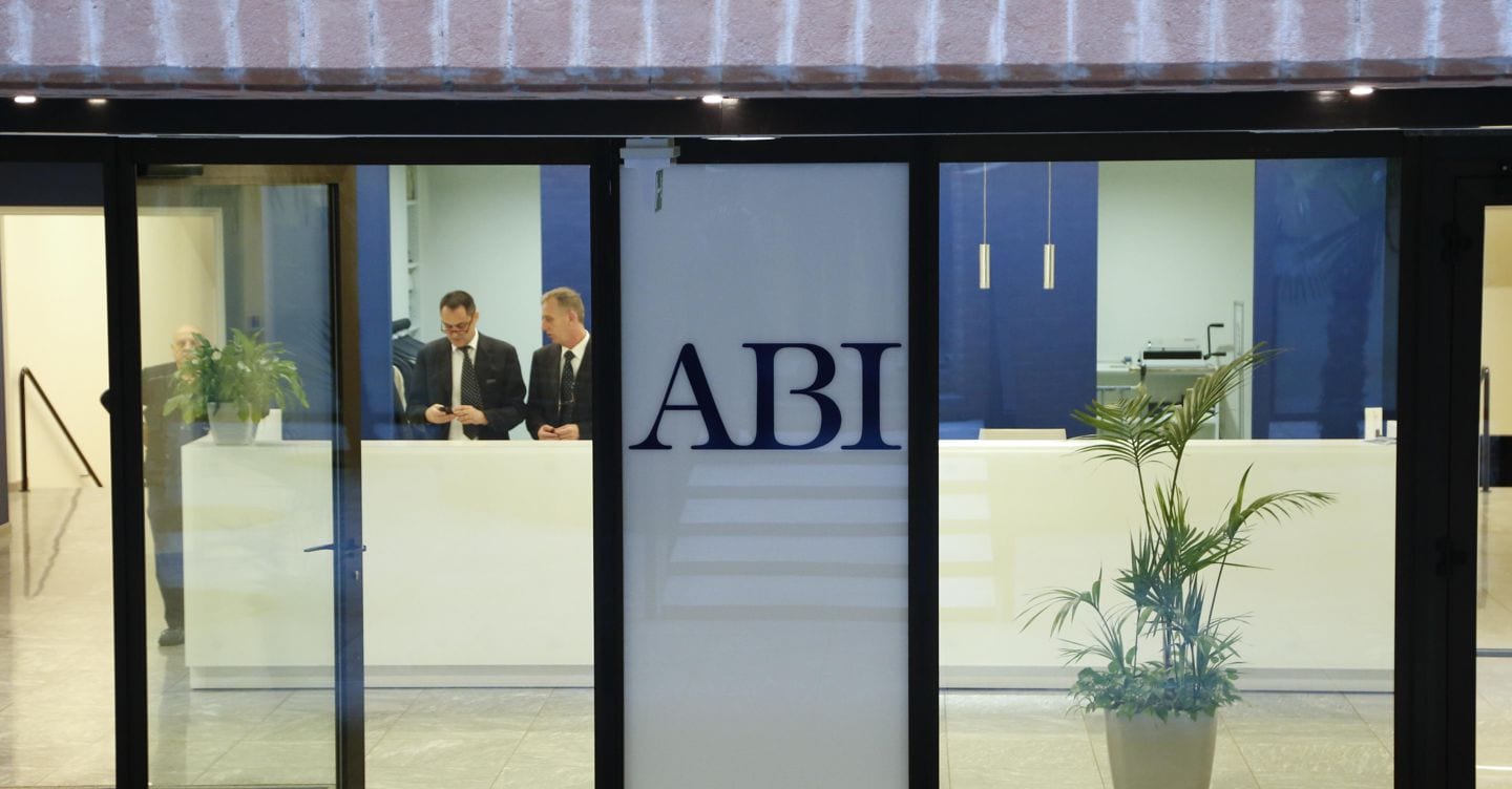 Dati ABI: prestiti e depositi bancari in Italia