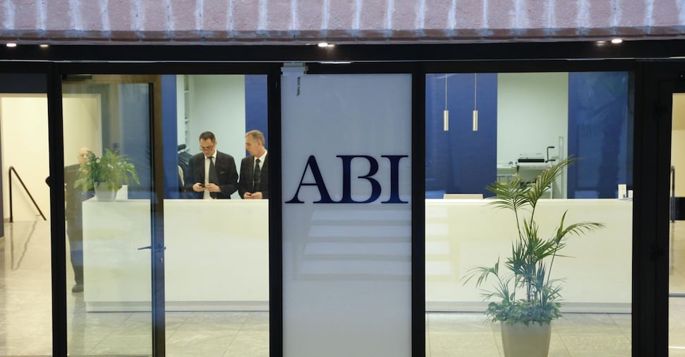 Prestiti, +3% a maggio. Depositi a livelli record: salgono di 1.890 miliardi Prestiti, +3% a maggio. Depositi a livelli record: salgono di 1.890 miliardi