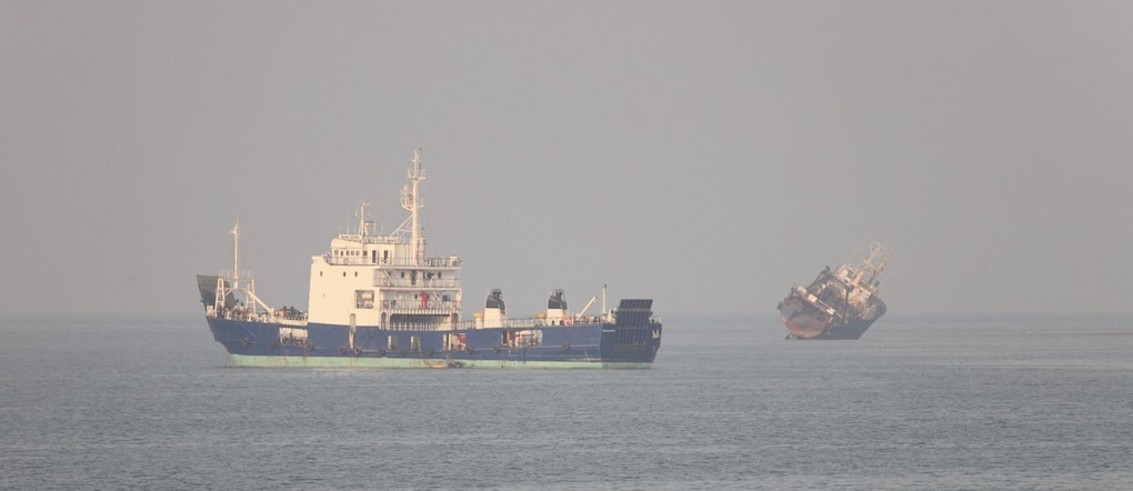 Strettto di Hormuz  via REUTERS