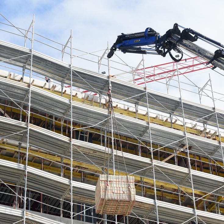 EDILIZIA, LAVORI EDILIZI, EDILI, IMPALCATURE, IMPALCATURA, GRU, CANTIERE EDILE IMAGOECONOMICA