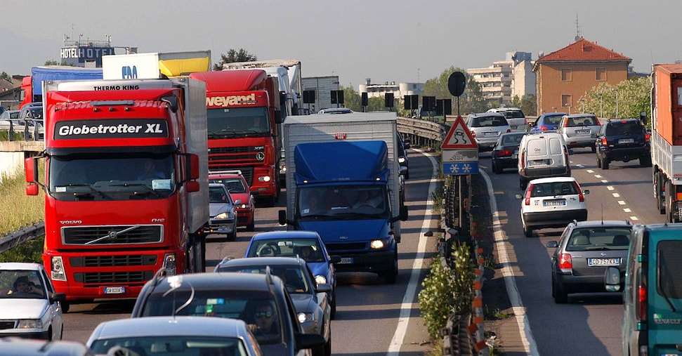 Autotrasportatori, deduzione forfettaria a 48 euro per il 2026 Autotrasportatori, deduzione forfettaria a 48 euro per il 2026
