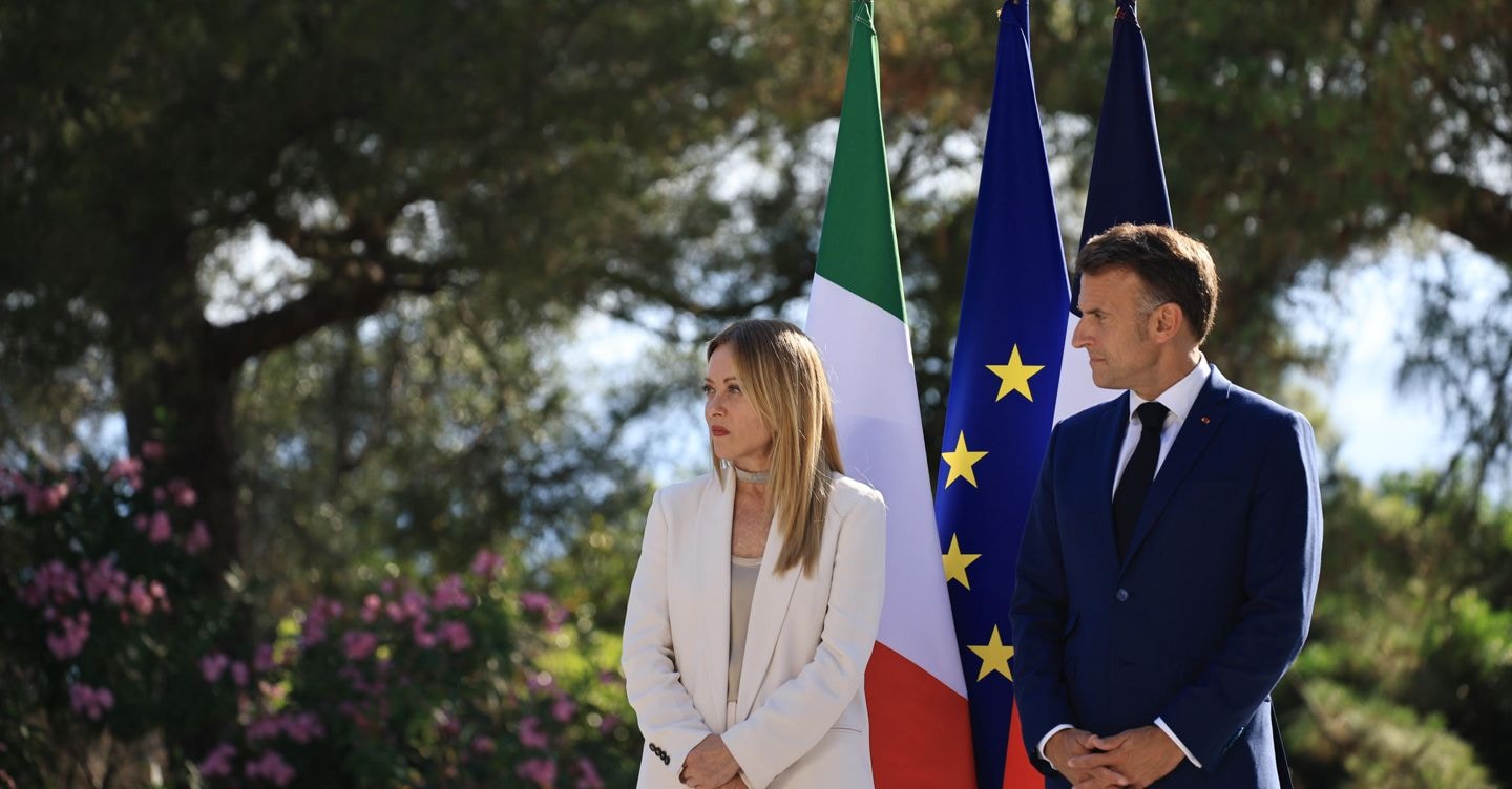 Meloni: «Non abbiamo partecipato al conflitto in Iran, Rutte ha confuso i voli autorizzati»
