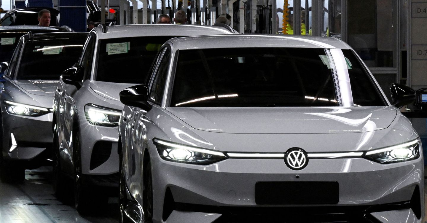Vw, il Ceo Blume valuta di tagliare fino a 100.000 posti di lavoro nei prossimi anni