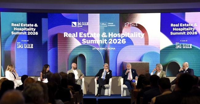 Nella foto un momento della tavola rotonda dedicata alle strategie di famiglie e nuovi investitori del convegno immobiliare