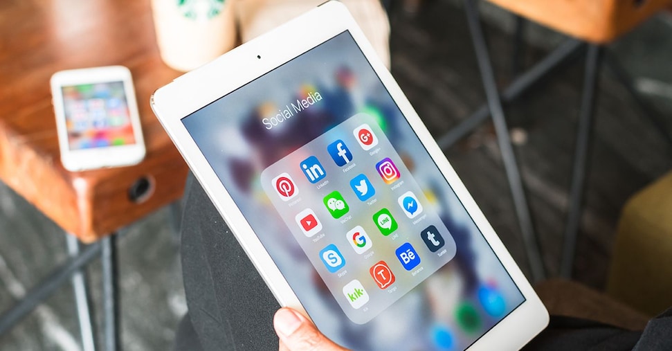 Social media day, come diventare un smm di successo nell’era dell’Ai