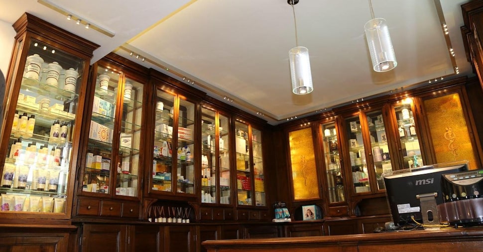 Bagni Tiberio, farmacia Celesia e Lorenzi: i nuovi “Centenari”