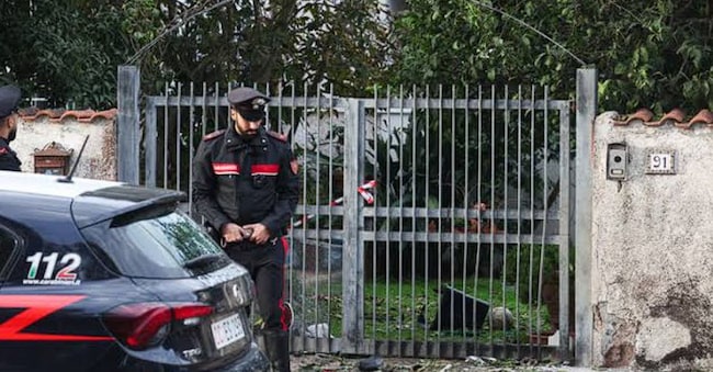 La scena del crimine dell’attentato a Sigfrido Ranucci nell’ottobre 2025 (ANSA)