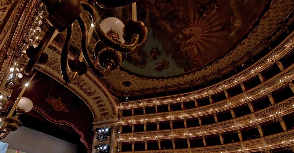Teatro di San Carlo, il 2 dicembre sarà Luisa Miller ad aprire la stagione. Per 290 anni di storia