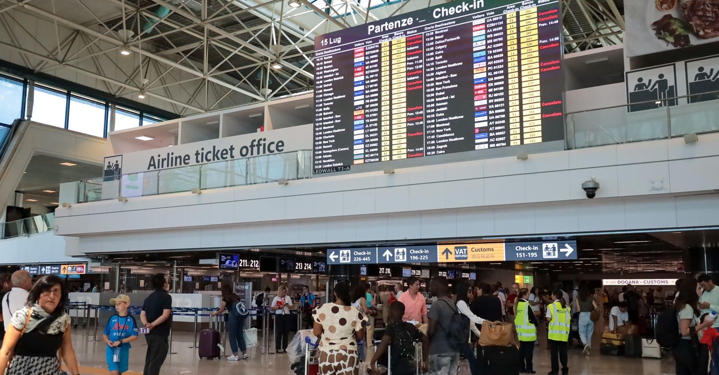 Scioperi, luglio caldo per i trasporti. Il 5 è la giornata nera per i voli